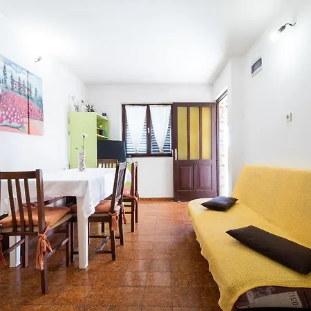 Seaside House For Families With Children Cove Zanavje - Korcula - 19224 Holiday home